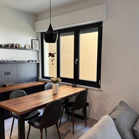 New Apartment In Historical Center Near Lake Riva del Garda Exterior photo